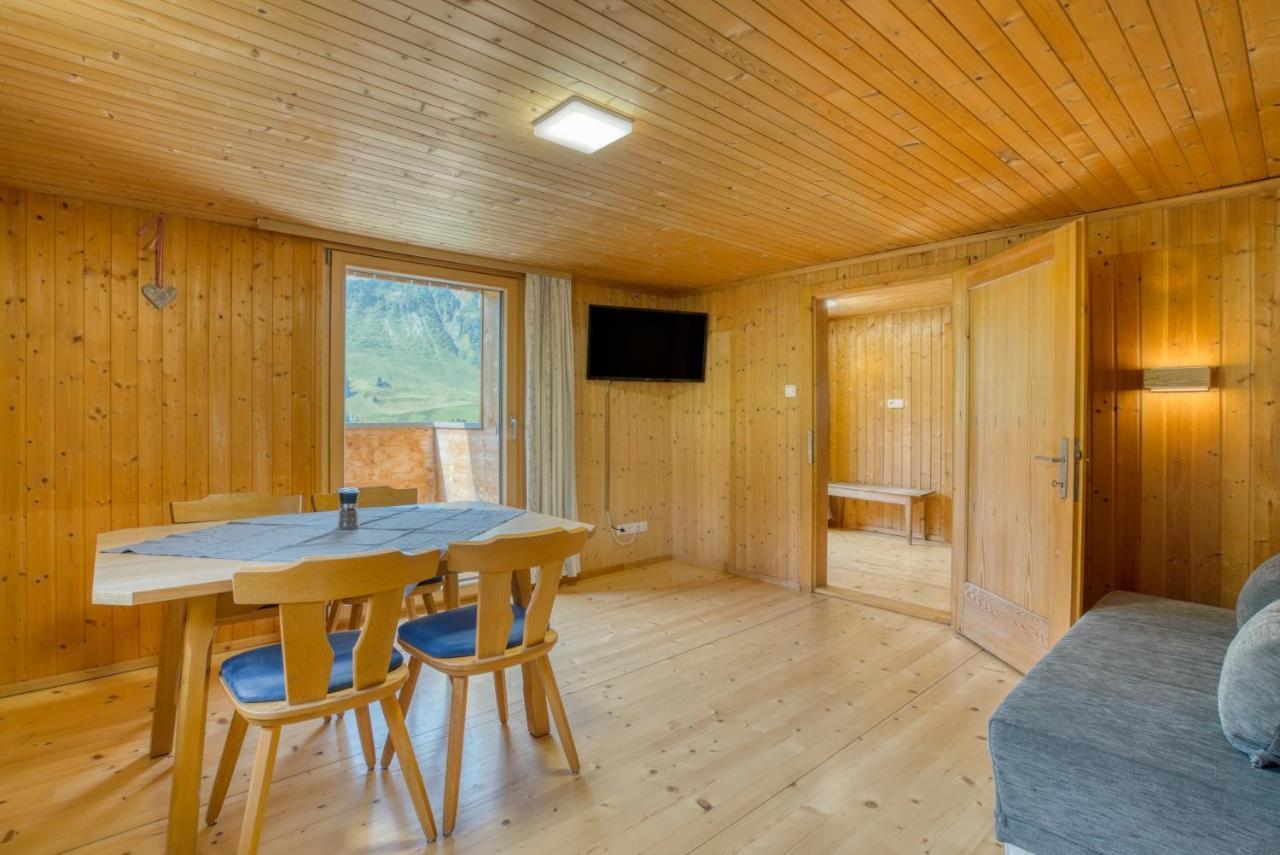 Hus24 Aparthotel Schröcken Exteriör bild