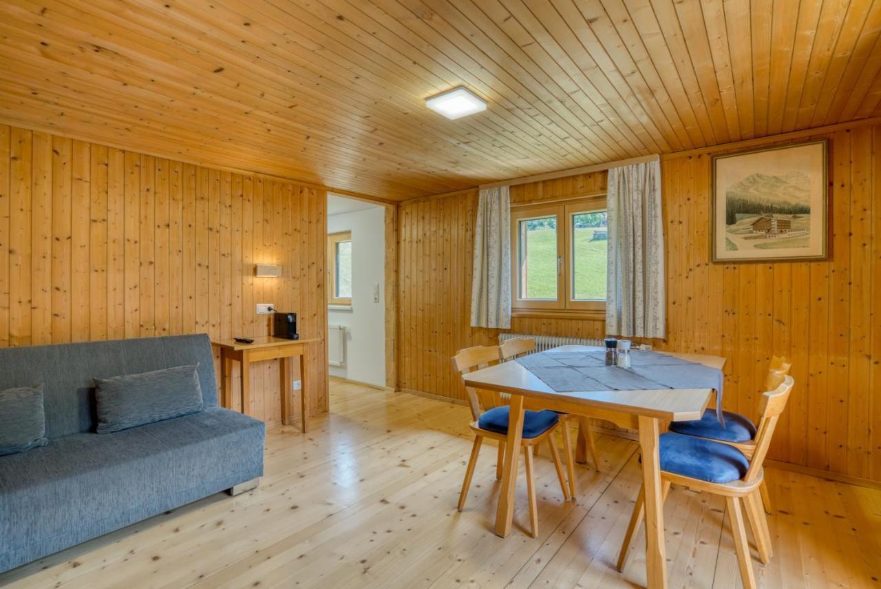 Hus24 Aparthotel Schröcken Exteriör bild