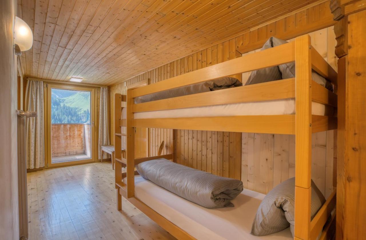 Hus24 Aparthotel Schröcken Exteriör bild