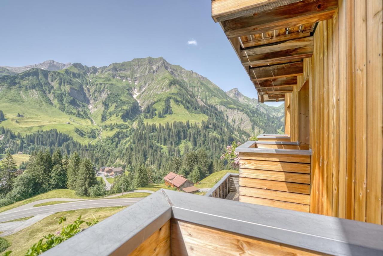 Hus24 Aparthotel Schröcken Exteriör bild