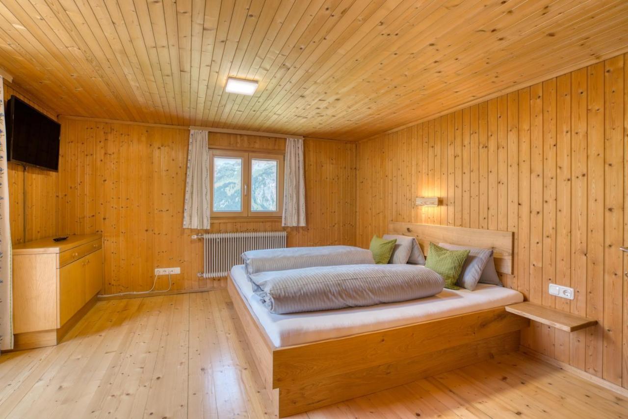 Hus24 Aparthotel Schröcken Exteriör bild