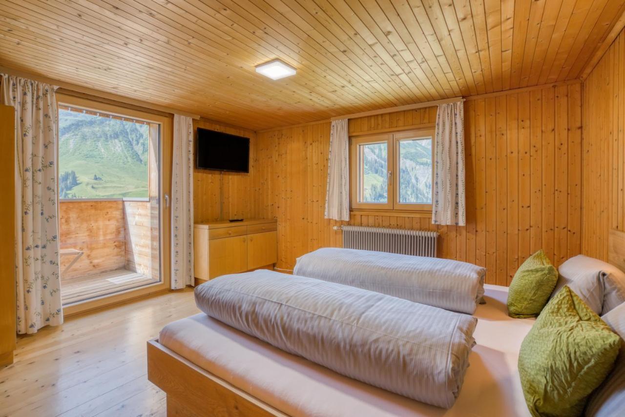 Hus24 Aparthotel Schröcken Exteriör bild