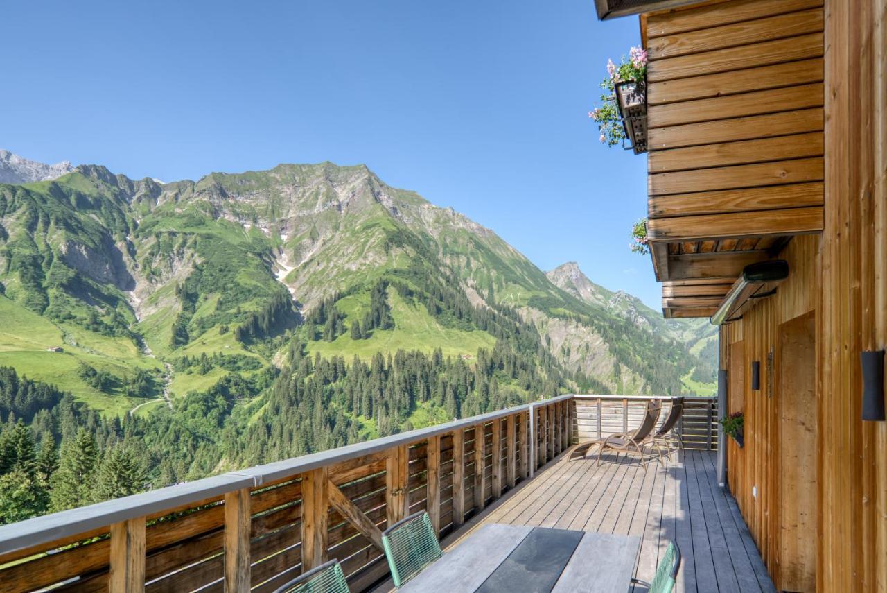 Hus24 Aparthotel Schröcken Exteriör bild