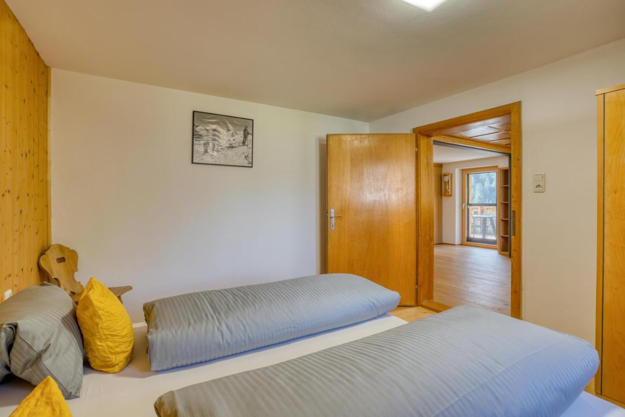 Hus24 Aparthotel Schröcken Exteriör bild